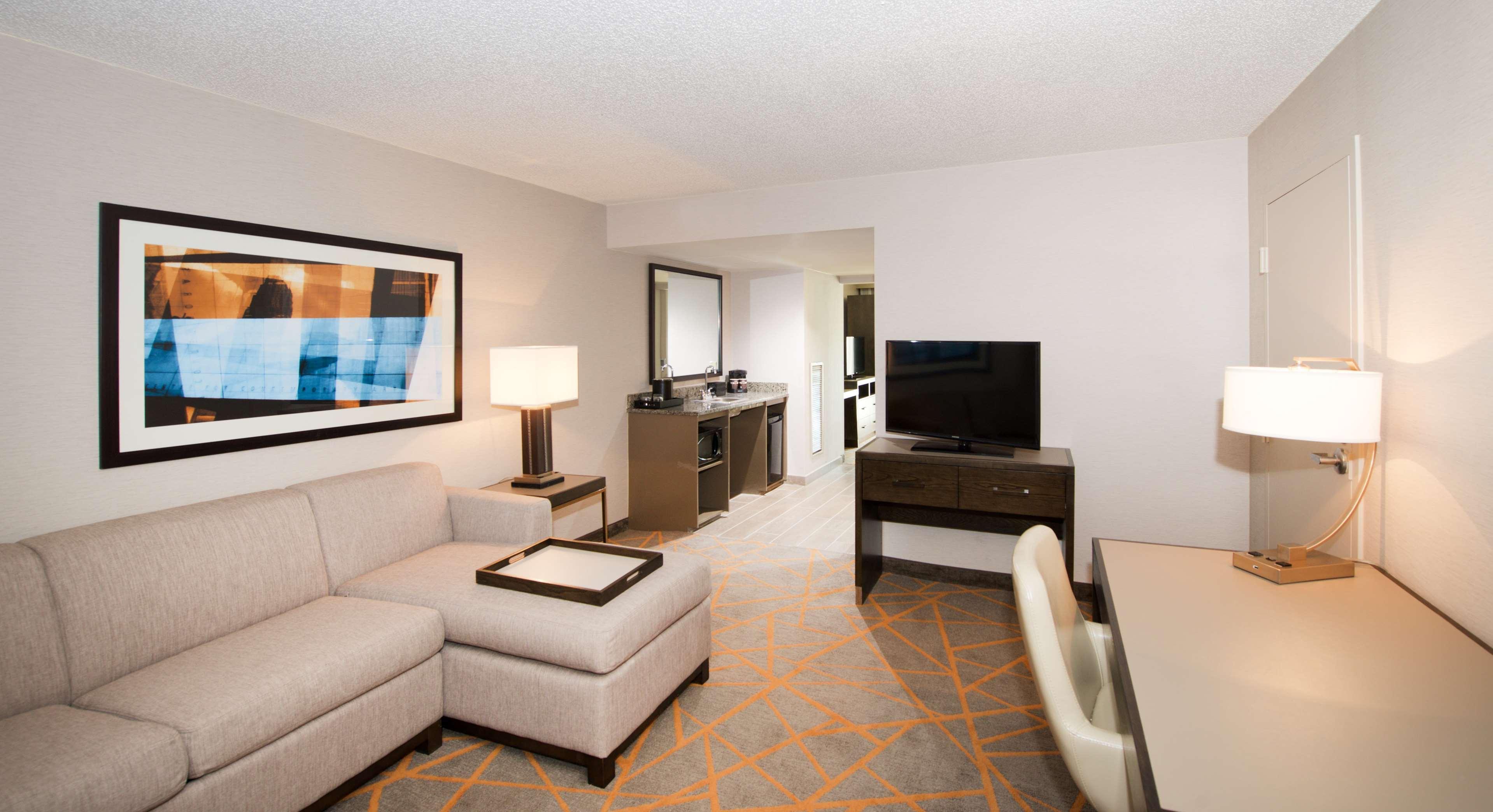 Embassy Suites By Hilton Cincinnati Northeast - Blue Ash Buitenkant foto