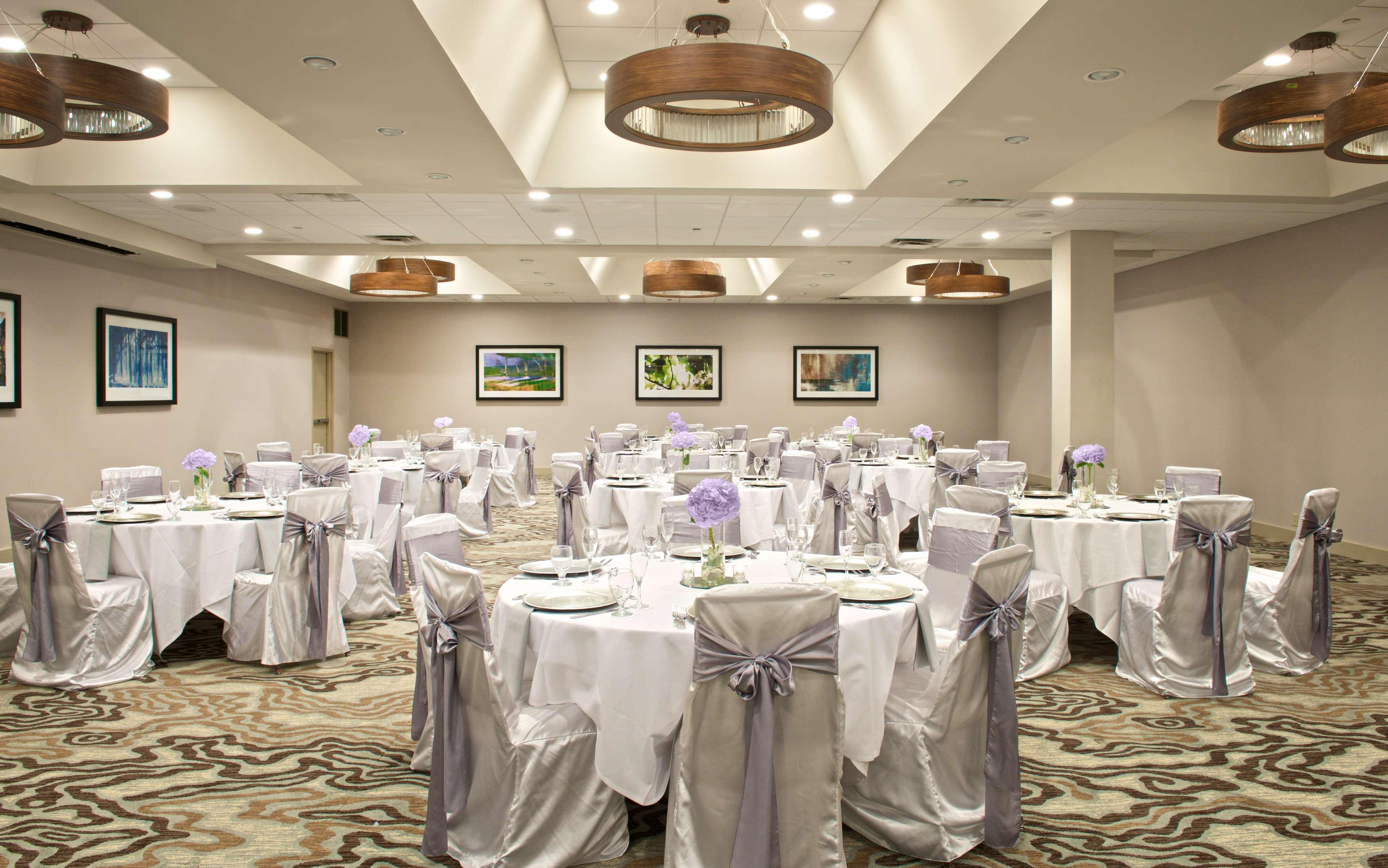 Embassy Suites By Hilton Cincinnati Northeast - Blue Ash Buitenkant foto
