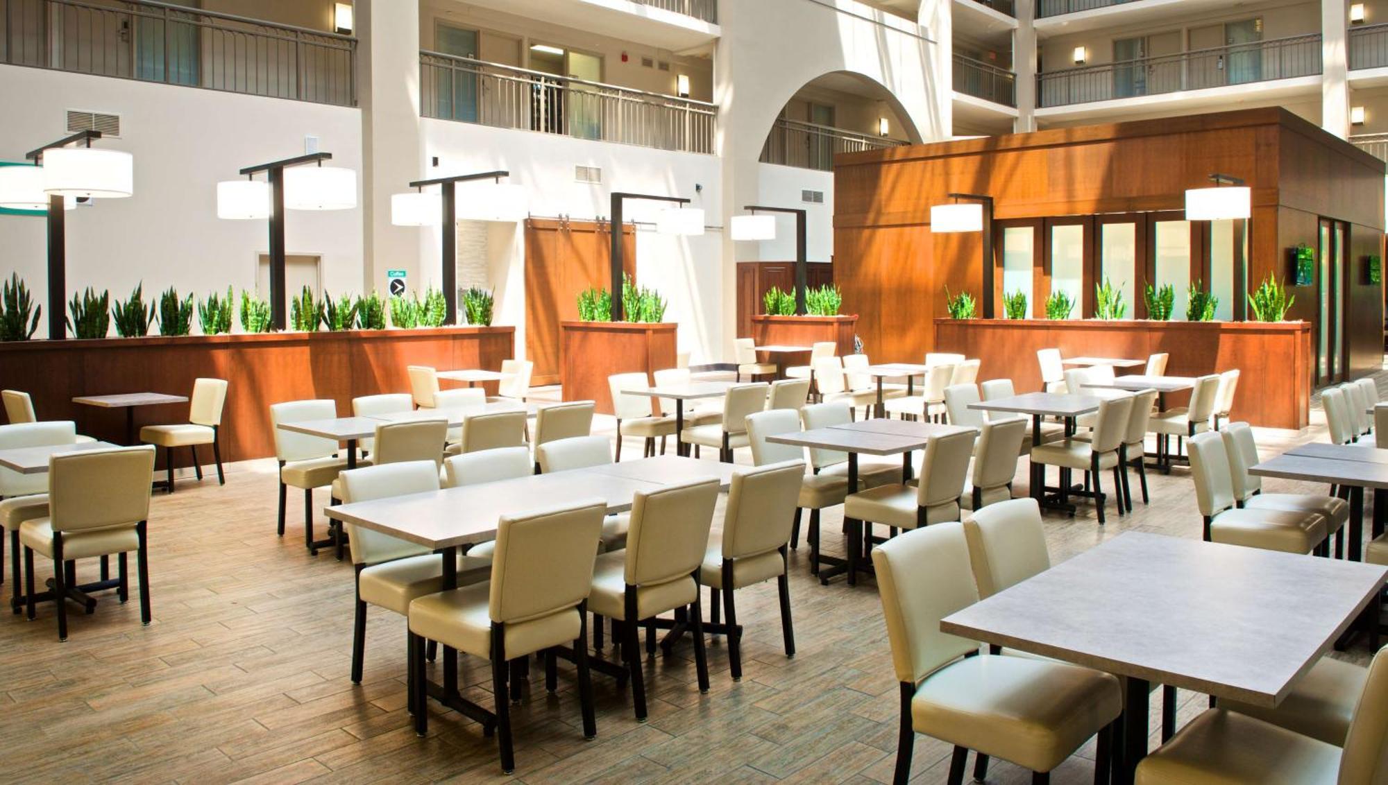 Embassy Suites By Hilton Cincinnati Northeast - Blue Ash Buitenkant foto