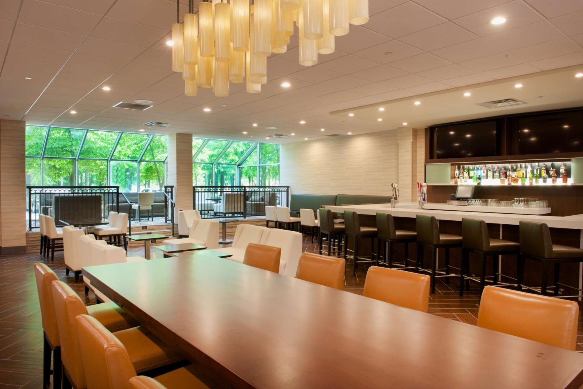 Embassy Suites By Hilton Cincinnati Northeast - Blue Ash Buitenkant foto